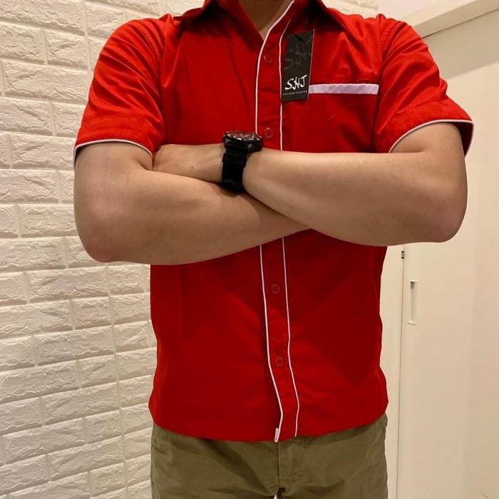 Sumber Hasil Jaya Kemeja Drill Pria Standar Seragam Kerja Baju PDH Promosi Pola Merah 723 List Putih