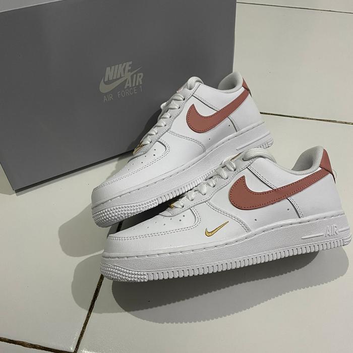 Nike Air Force 1 Low Essential Rust Pink