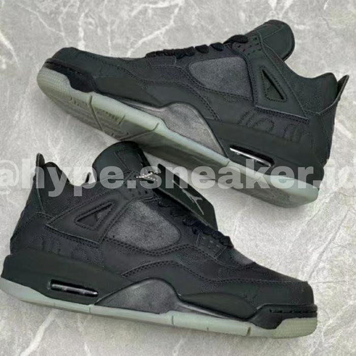 Nike Air Jordan 4 Retro Kaws Black