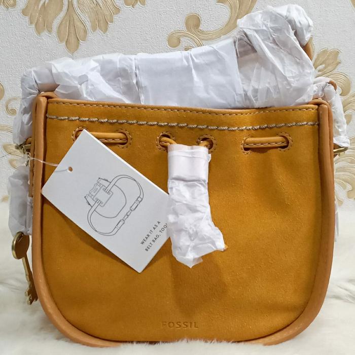 tas fossil convetible belt bag mustard gold ZB6501721