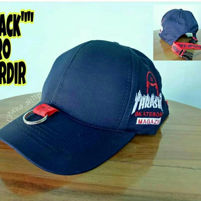 Topi snapback Trasher Red