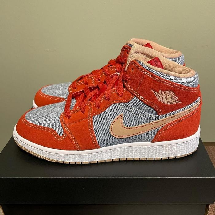 Jordan 1 Mid Denim GS