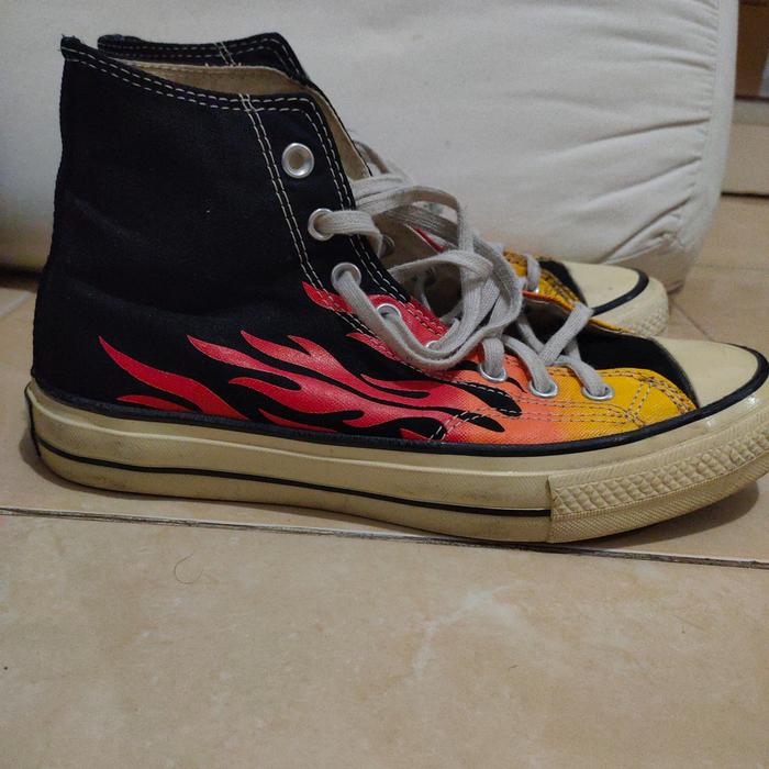 Converse Flame