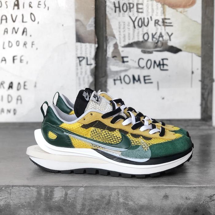 Nike Sacai Vaporwaffle Tour Yellow Green