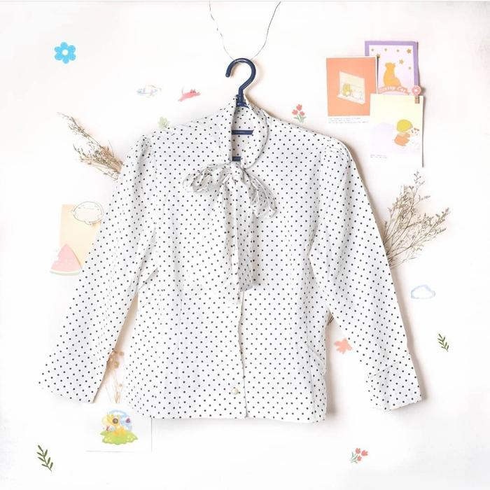 blouse polkadot putih hitam thrift
