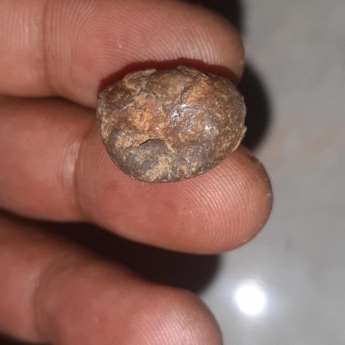batu mustika buntat batu ditemukan dalam batu besar