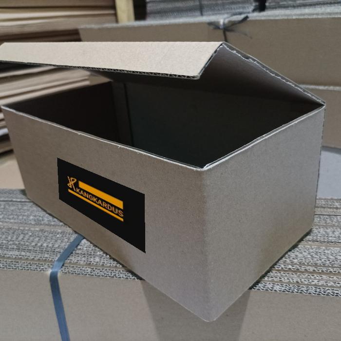 Kardus sepatu | Dus sepatu | Box sepatu 30x14x12 cm PxLxT