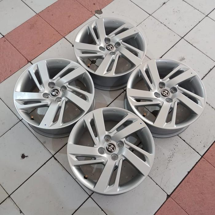 Velg Bekas Ring 16 Mobil Raize Pcd 4x100 R16