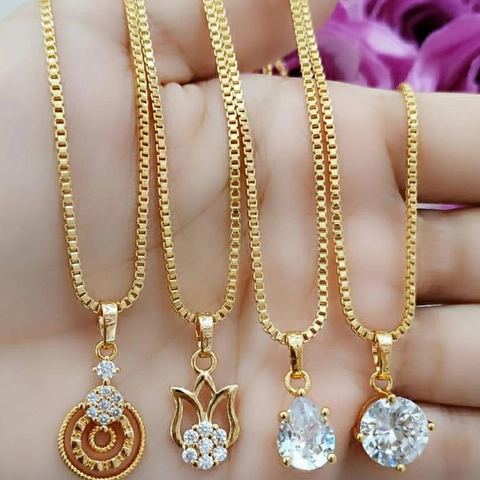 Perhiasan Akseaoris Kalung liontin Xuping Wanita Random Sepuh warna18k