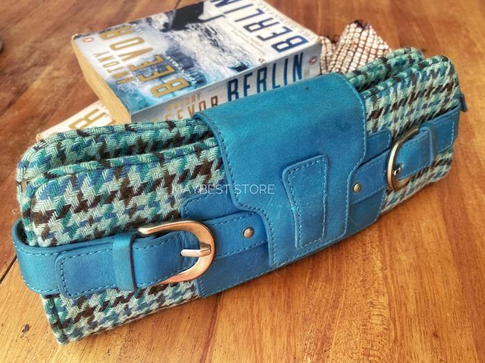 HAND BAG BANANA REPUBLIC BIRU