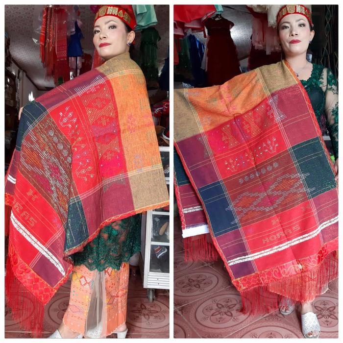 ULOS SADUM SIMATA ULOS MERAH KAIN ETNIK BATAK TOBA MANDAILING