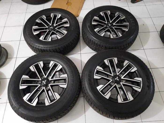 velg standar pajero rockford R18 pcd 6x139 + ban bridgestone 265/65/18