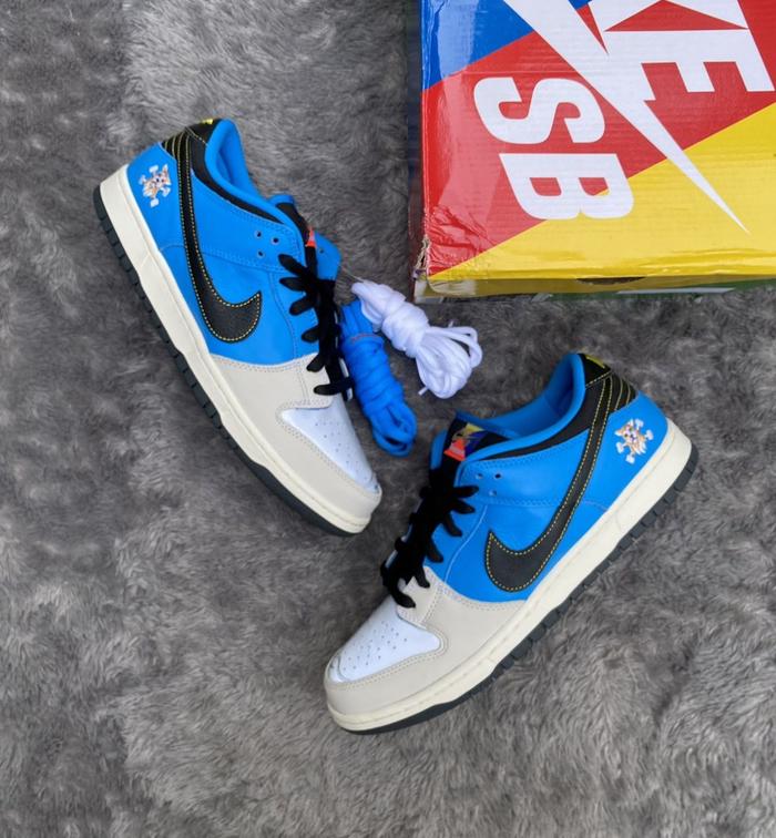 SB DUNK LOW X INSTANT SKATEBOARDS SNEAKERS AUTHENTIC