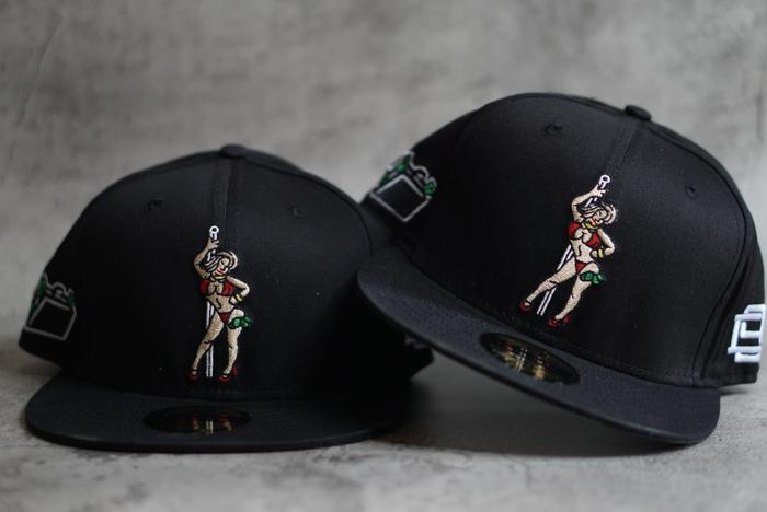 Snapback DNINE Girl