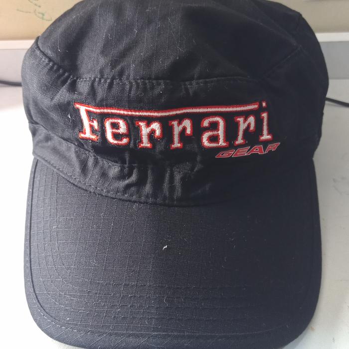 Topi second Ferrari Gear preloved