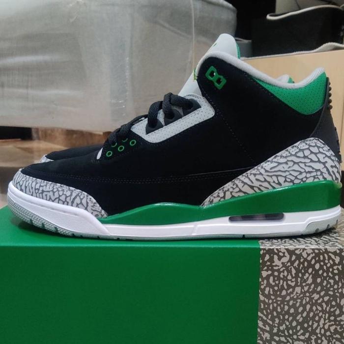 AIR JORDAN 3 PINE GREEN US 11 SNEAKERS AUTHENTIC 100%