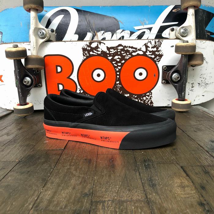 vans slip on x wtaps not old skool