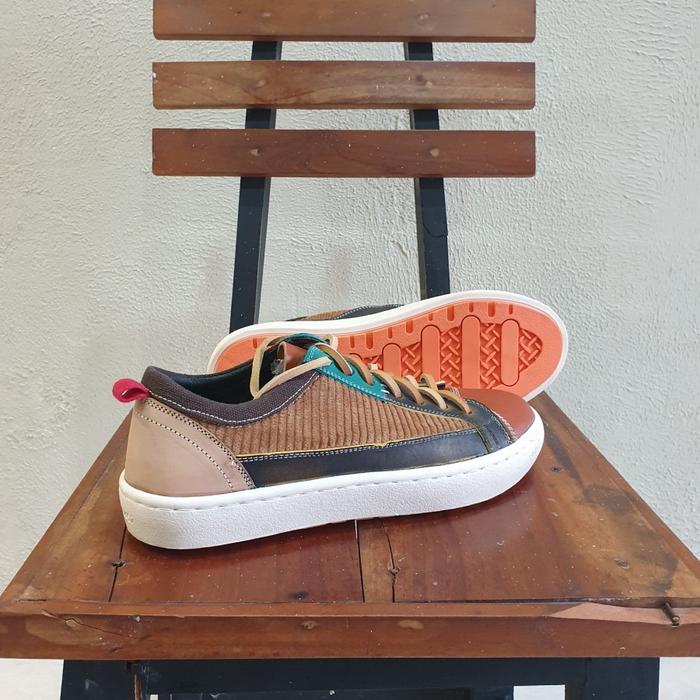 SEPATU EXODOS57 LAMPERO LOW COR BROWN | SEPATU LOKAL