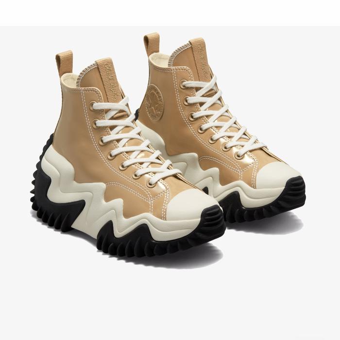 CONVERSE RUN STAR MOTION PATENT LEATHER PLATFORM - NOMAD KHAKI/BLACK