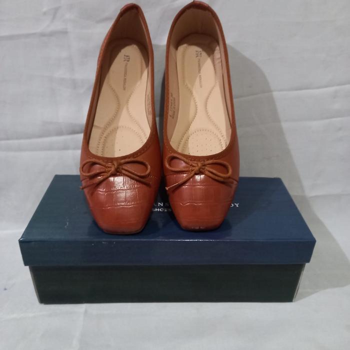 Flat shoes wanita FRANSISCA RENALDY L.LENKA BROWN