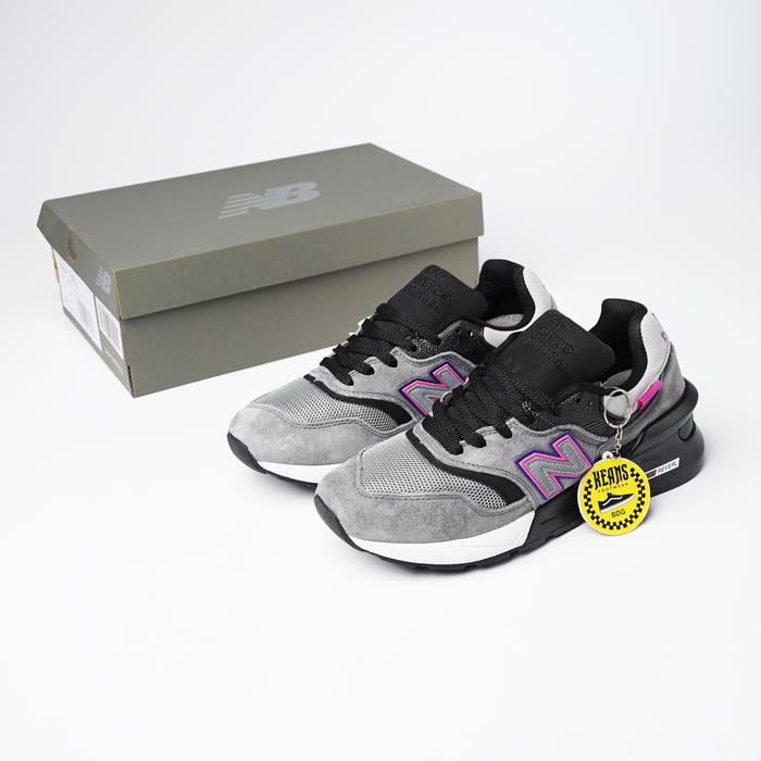 Sepatu Kith x United Arrows x Nonnative New Balance 997S
