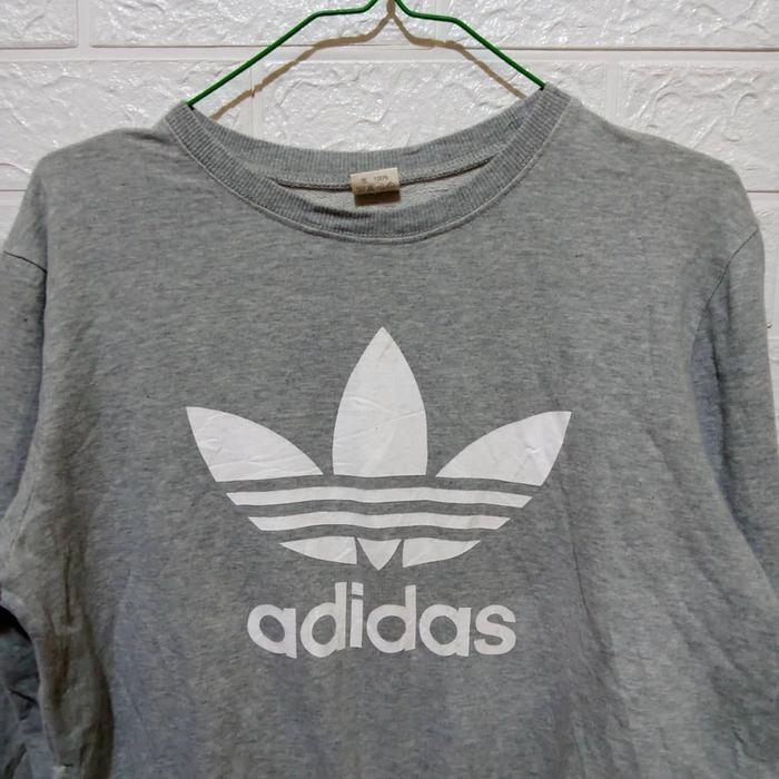 crewneck adidas trefoil