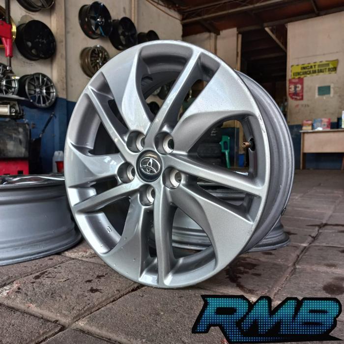 Velg Mobil Second COPOTAN TOYOTA SIENTA Ring 15 BISA UNTUK ALTIS