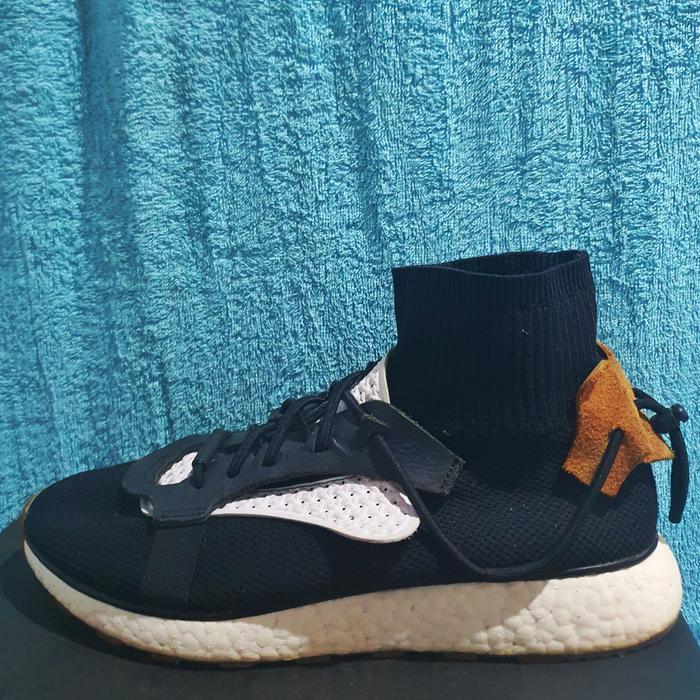 adidas boost x Alexander Wang rare langka ukuran 42