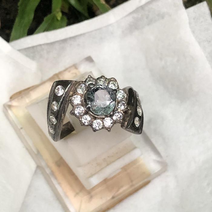 Natural greenish blue spinel