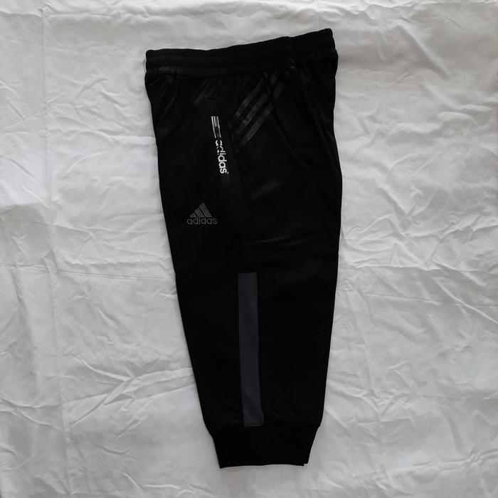 Celana 3/4 Pria Jogger / Olahraga / Hitam