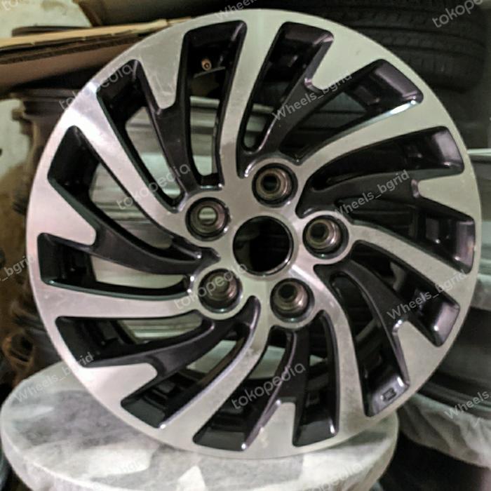 Velg suzuki ertiga drezza original