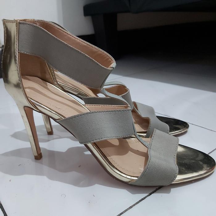 joji high heels preloved