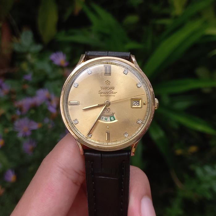 Rare Titoni Space Star Gold Dial 30 Jewels Automatic Swiss Watch