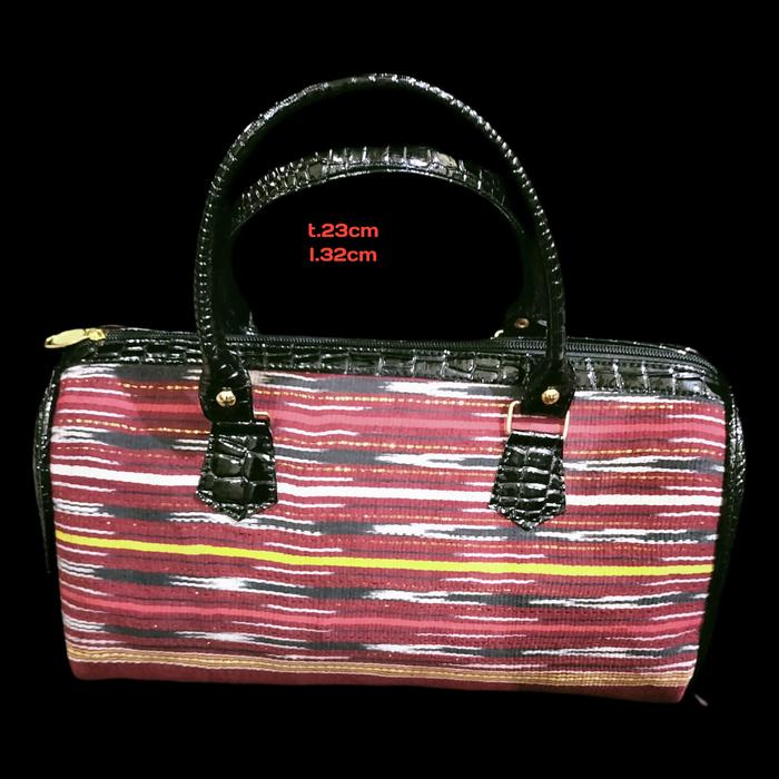 Tas wanita bahan ulos batak