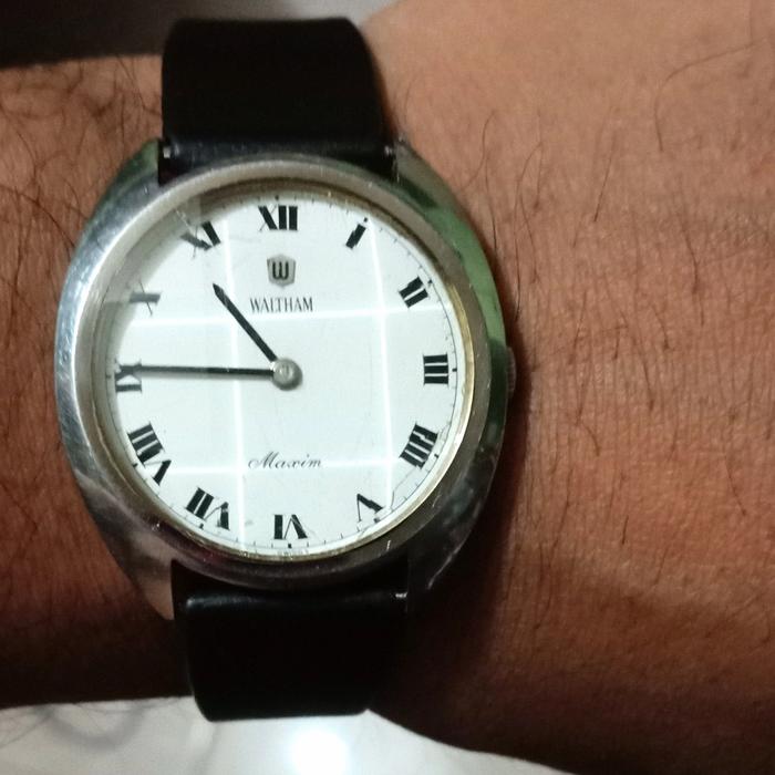 jam Waltham Maxim