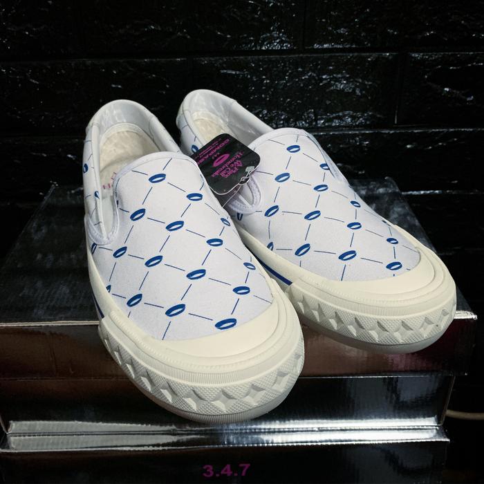Compass unkl 347 slip on 42