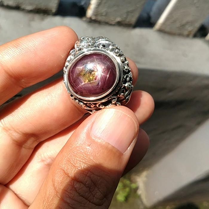 Cincin Perak Bali Ruby Star