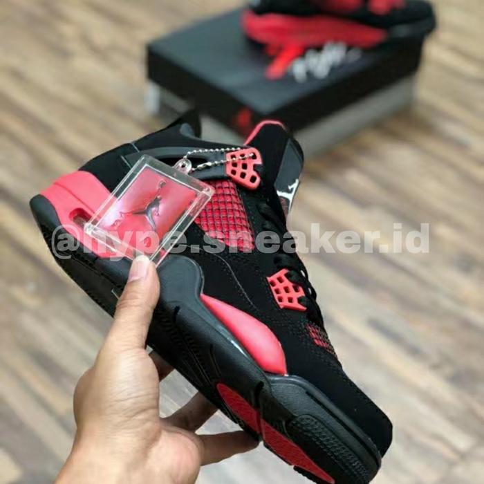 Air Jordan 4 Retro Red Thunder