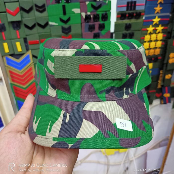 Topi Loreng Veldbet + Pangkat Prada