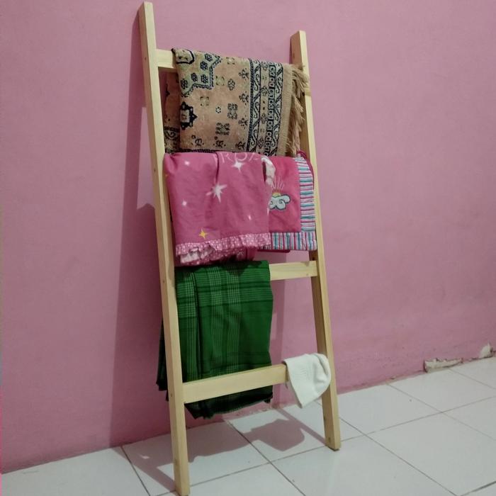 ladder hanger kayu