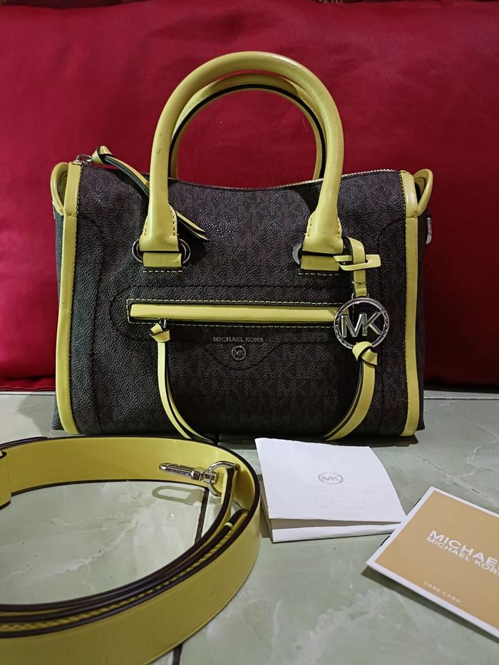 Michael Kors Carine Small preloved