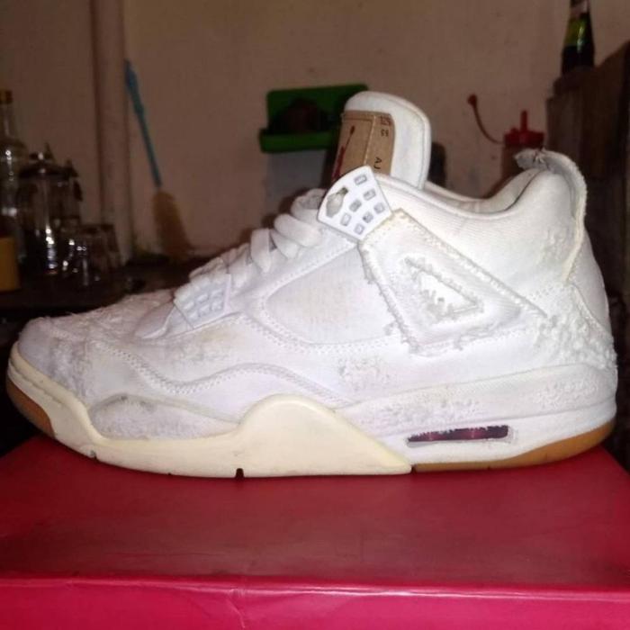 AIR JORDAN 4 LEVIS DENIM AUTHENTIC SNEAKERS 100%