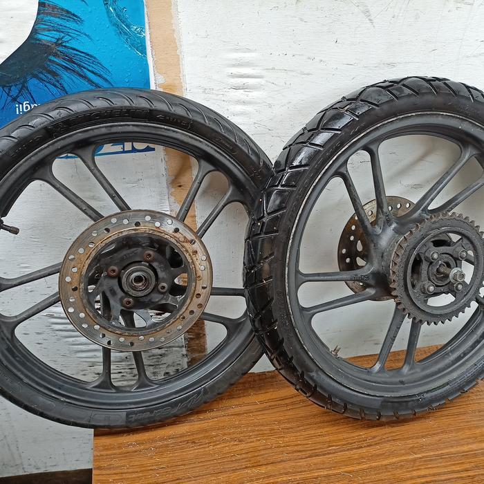 Velg pelek cs 1 cs1 honda racing palang original ori copotan standar q