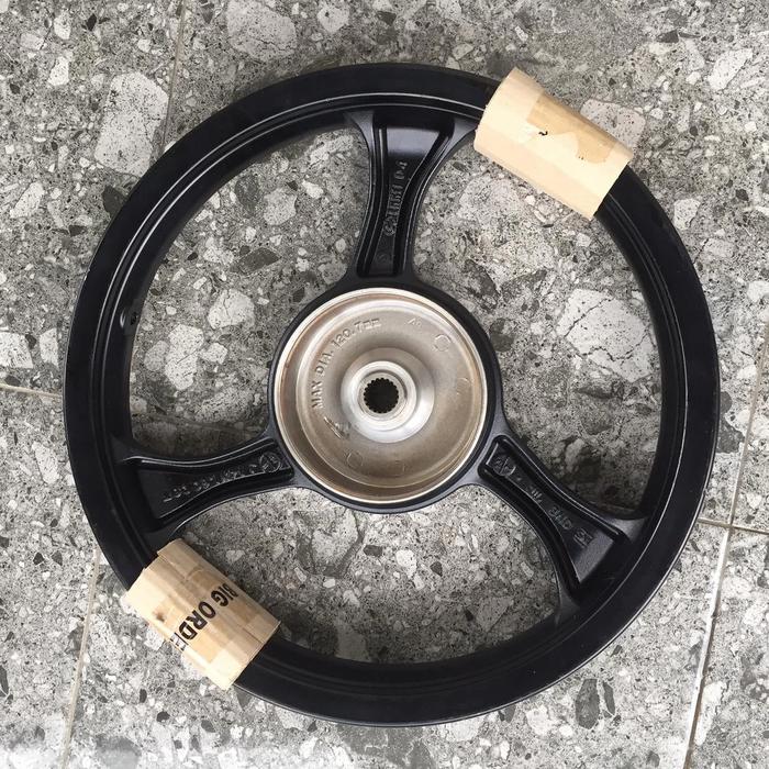 velg pelek belakang Suzuki Nex injeksi Suzuki Nex karbu original baru