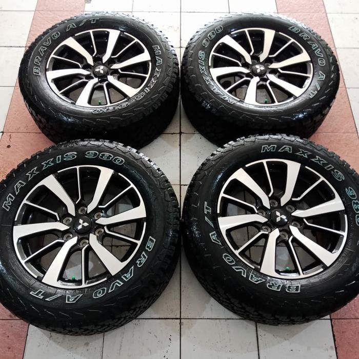 Velg Second Oem New Pajero Ring 18 + Ban Maxxis