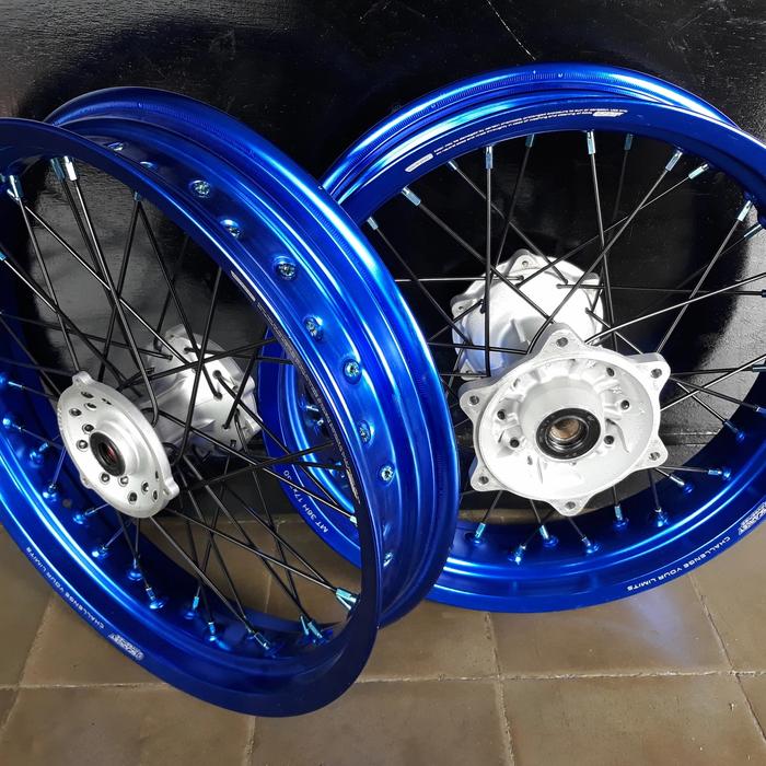 Velg set supermoto wr 155 wr155 velg scarlet tromol ori