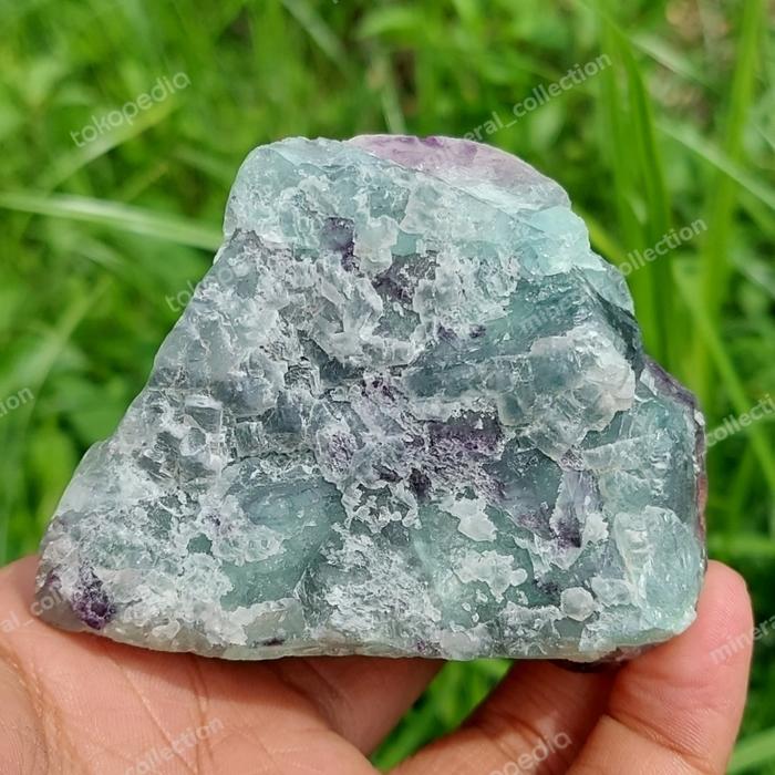 batu flourite rough