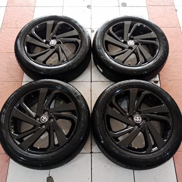 VELG MOBIL BEKAS COPOTAN RAIZE RING 17 BAN DUNLOP 205/55 R16 ROCKY