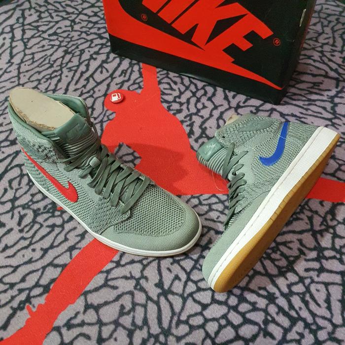 AIR JORDAN 1 RETRO HIGH • CLAY GREEN FLYKNIT