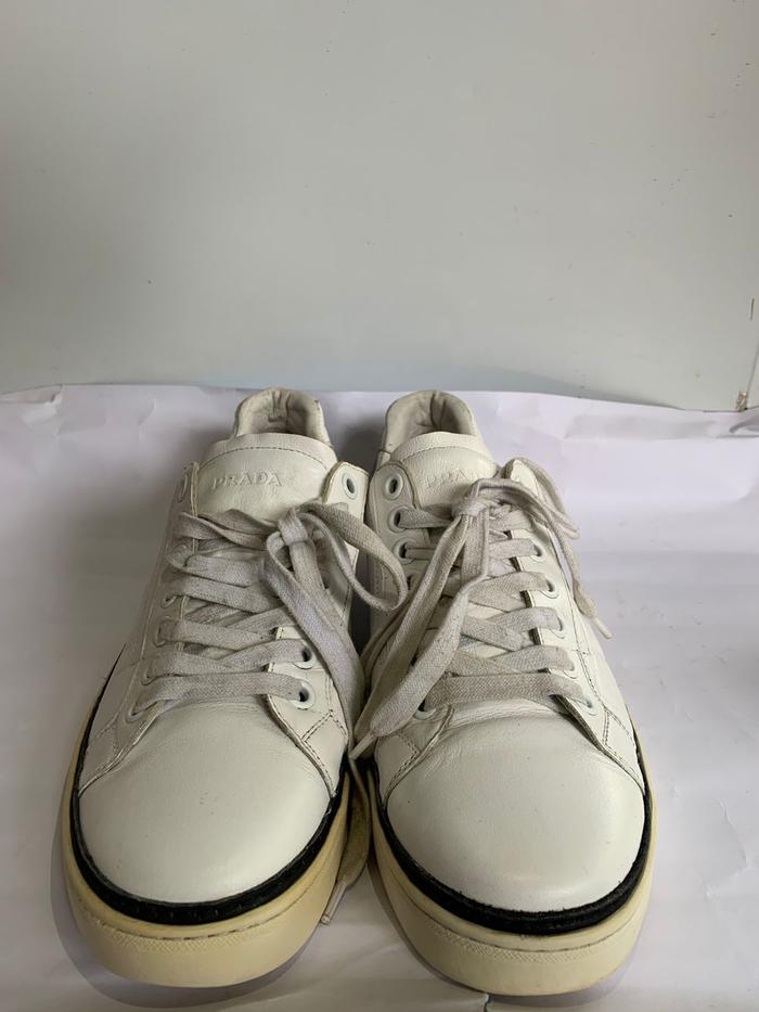 Sepatu PRADA Pria Original
